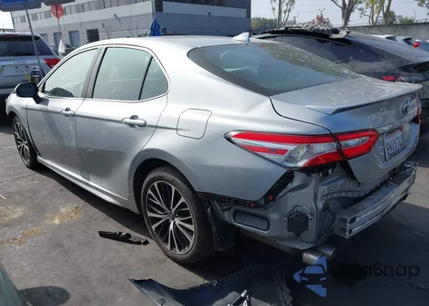 2020 Toyota Camry Se Hybrid из США, поврежденный, VIN 4T1J31AK1LU011261